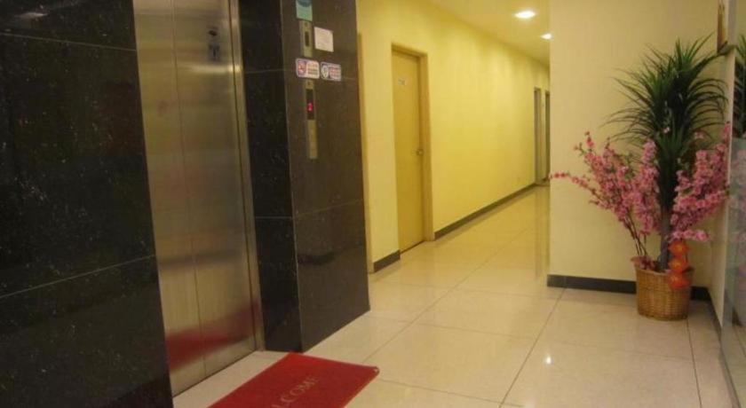 Hotel City Comfort Inn Puchong Exterior foto